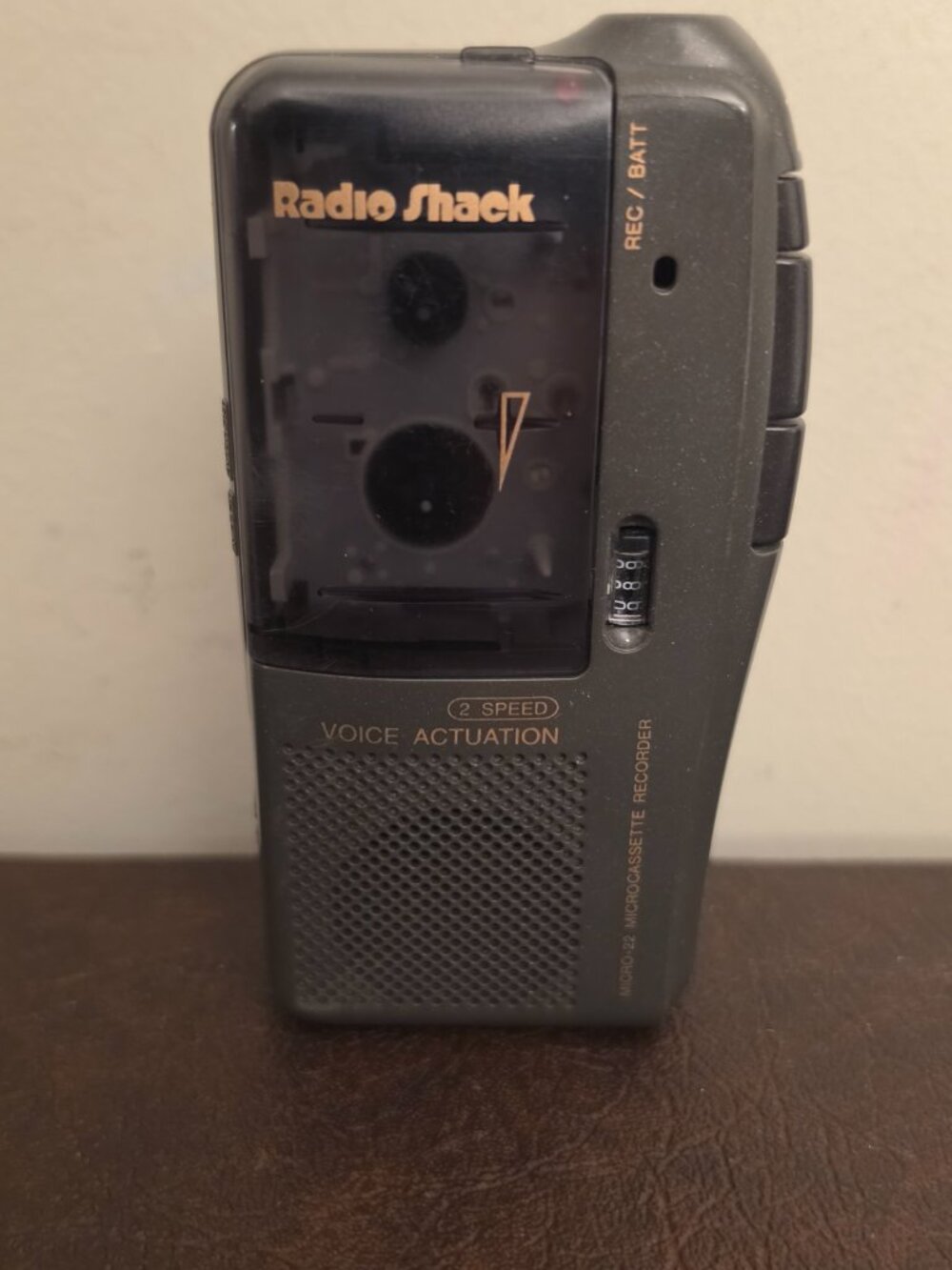 Radio Shack Micro-30 Microcassette Handheld Voice Recorder